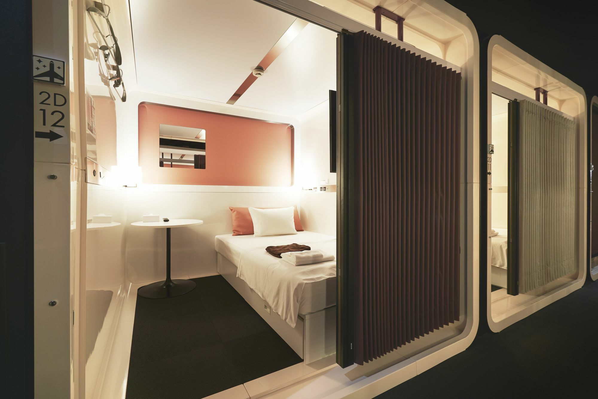 First Cabin Akihabara Showa-dori Tokyo Bagian luar foto